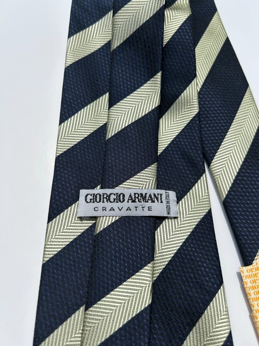Giorgio Armani Silk Tie – Stripe Pattern – 58" Length – Made in Italy